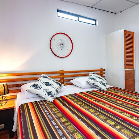 La K-Leta Boutique Guesthouse ปูแอร์โตอาโยรา ภายนอก รูปภาพ