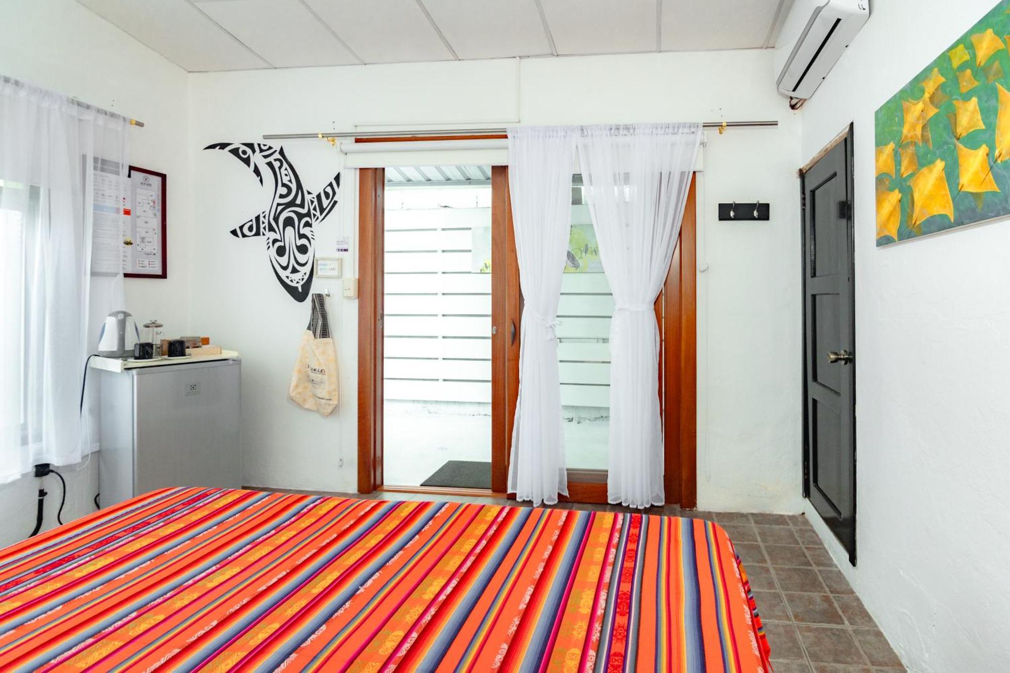 La K-Leta Boutique Guesthouse ปูแอร์โตอาโยรา ภายนอก รูปภาพ
