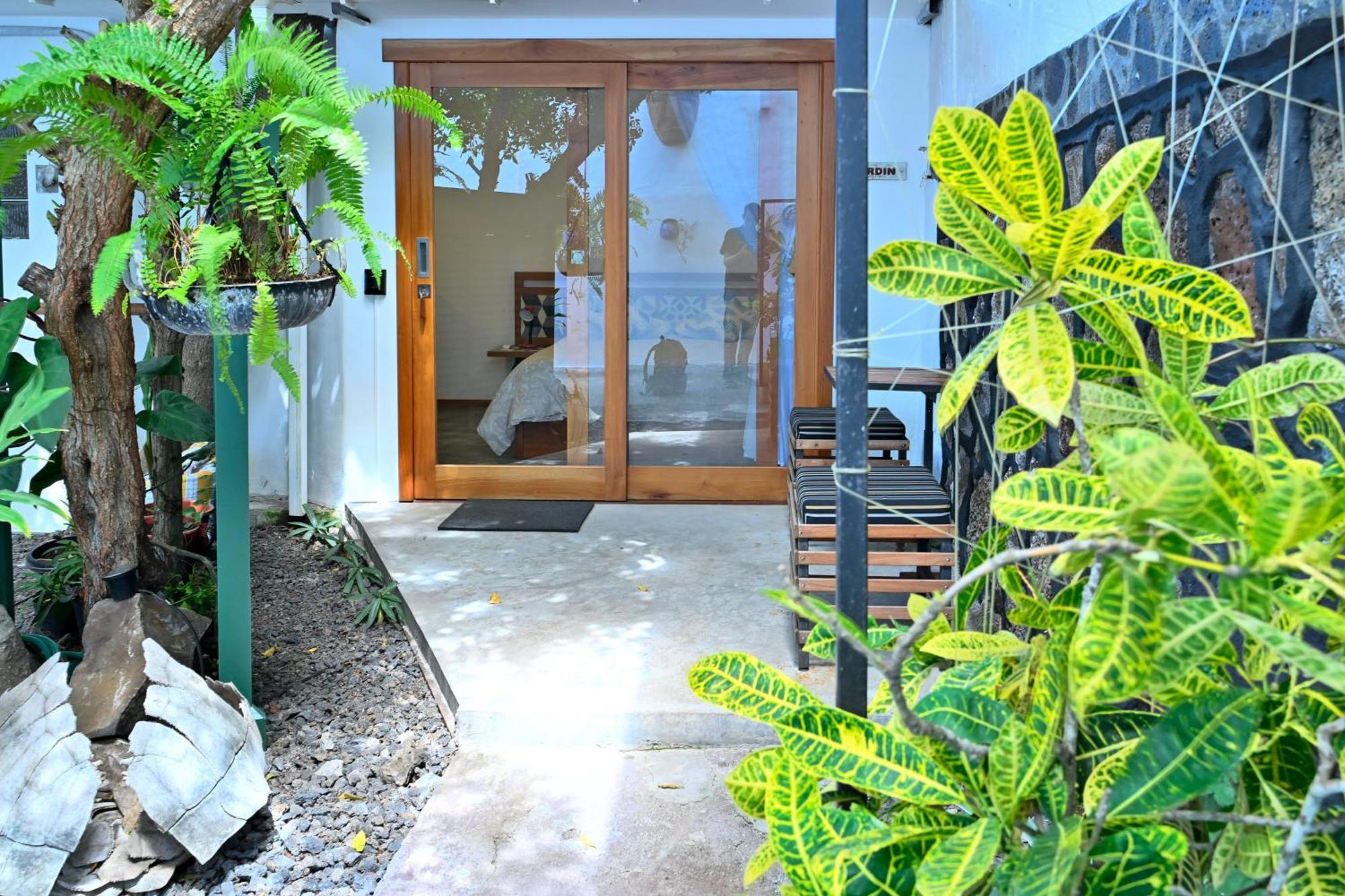 La K-Leta Boutique Guesthouse ปูแอร์โตอาโยรา ภายนอก รูปภาพ